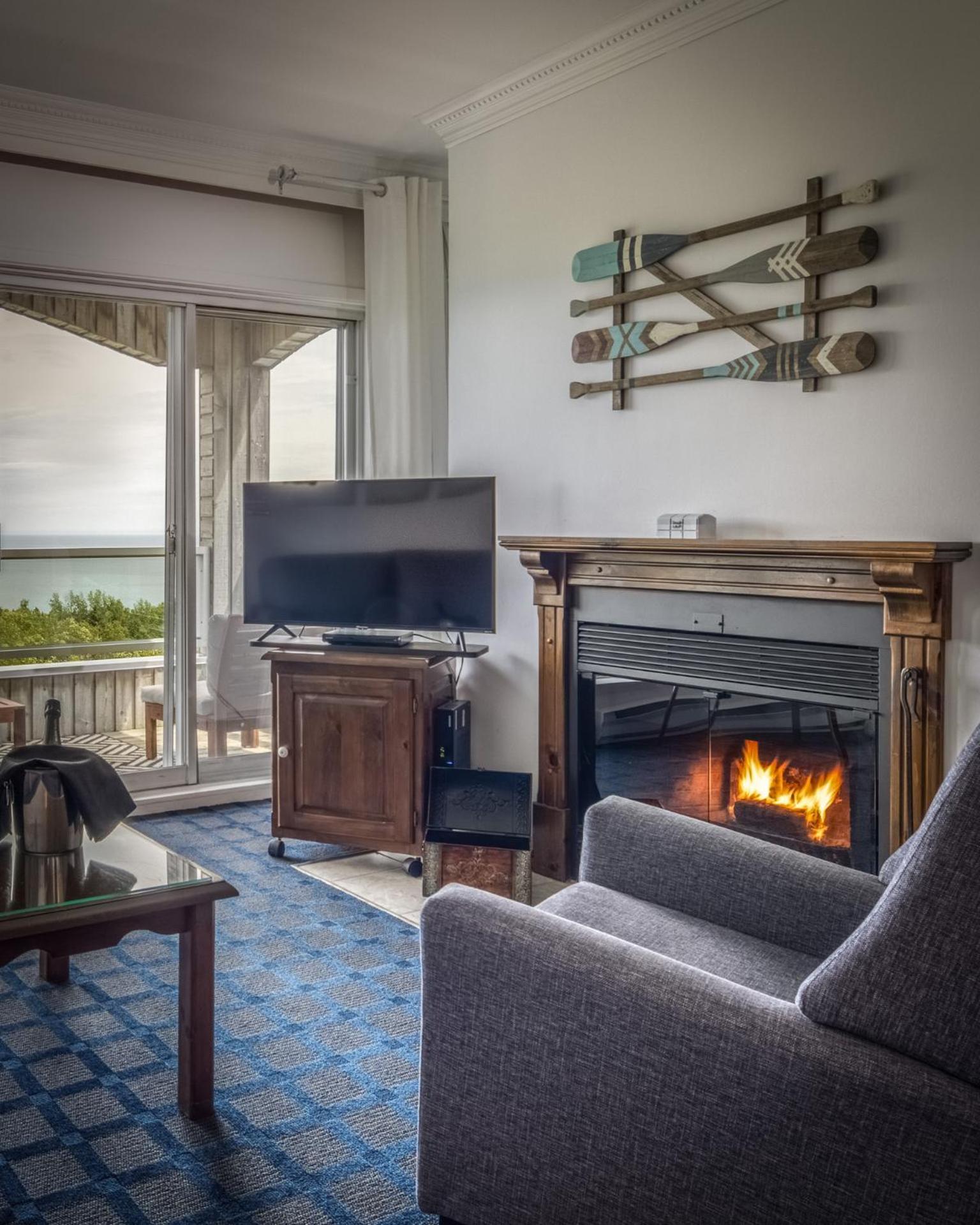 Auberge Des Falaises La Malbaie Ngoại thất bức ảnh
